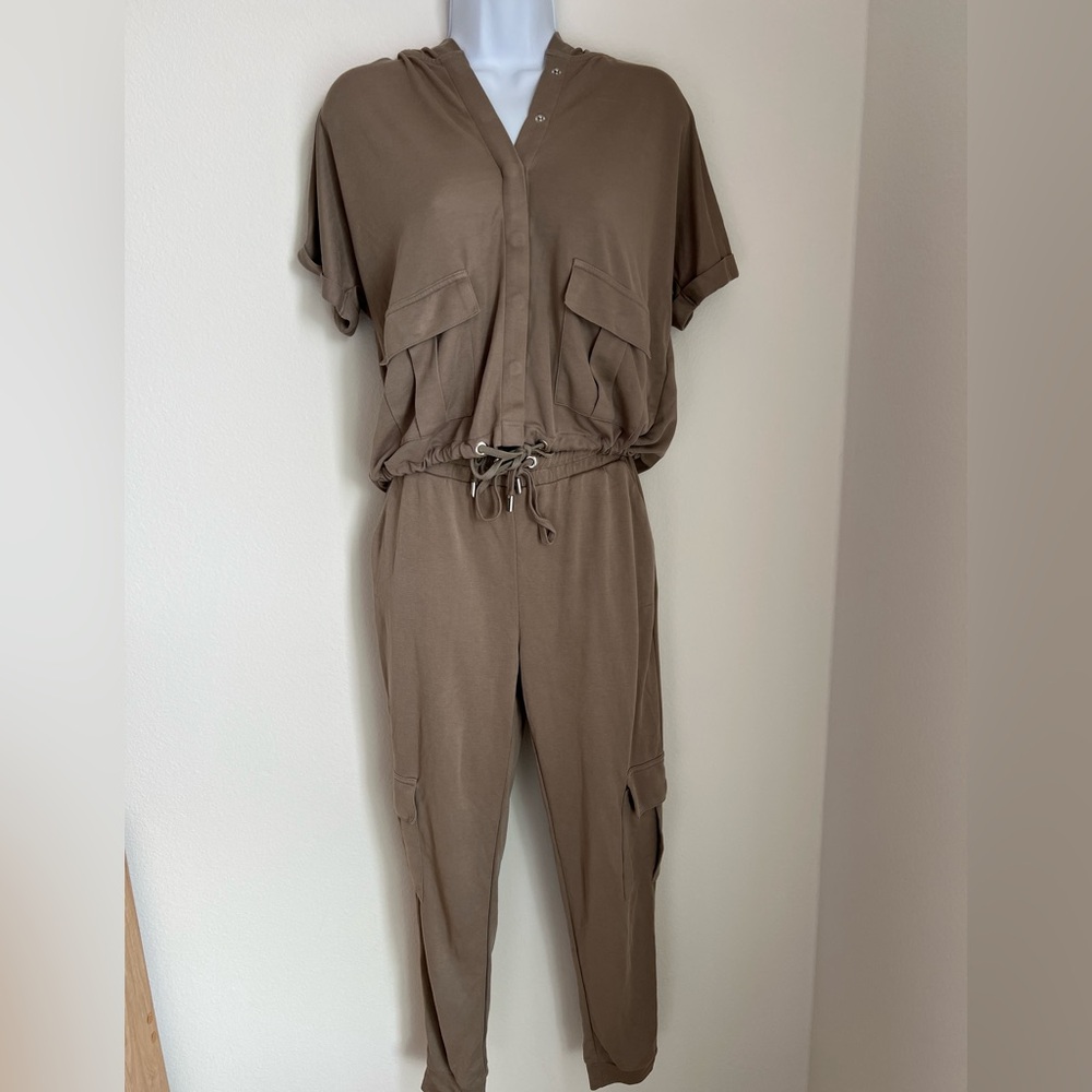 Network Online Gray Matching Set - Athleisure Matching Coords